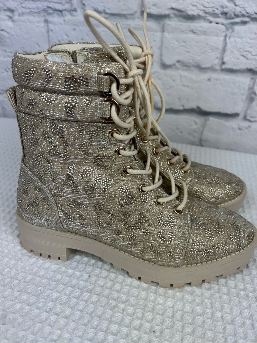 Gianni Bini Glitter Leopard Combat Boots Lace Up Side Zip Women’s Size 6.5M